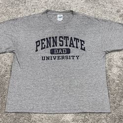 Men’s Size Large PennState University “Dad” Light Gray Short Sleeve Crewneck T-Shirt