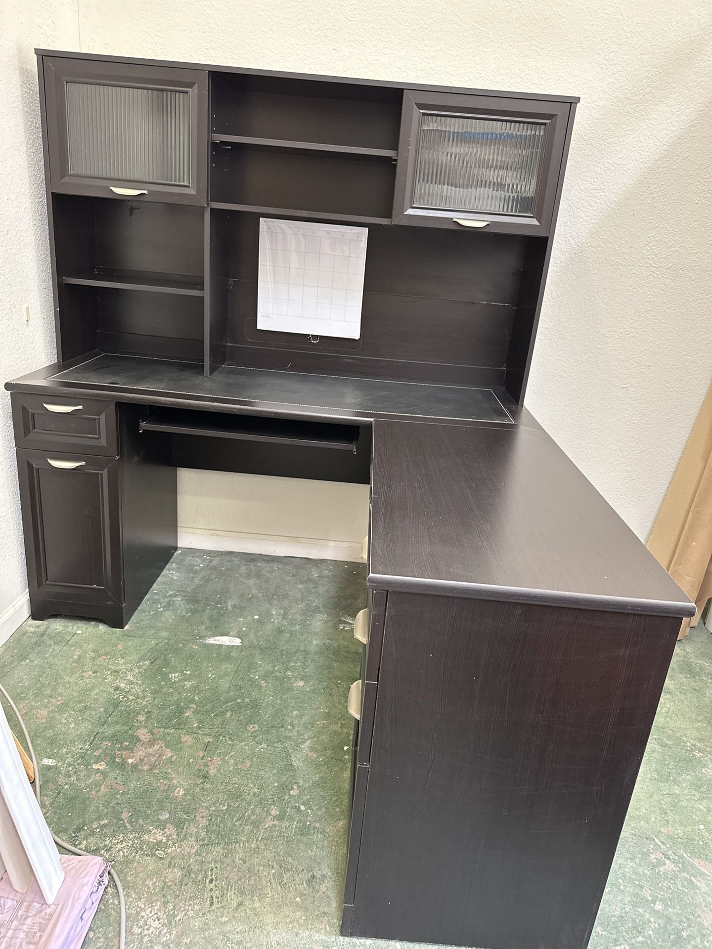 L-Shaped Computer Desk