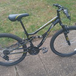26" MONGOOSE STANDOFF 21SPEED