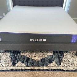 Nectar Premier King Mattress Bed- Like New 