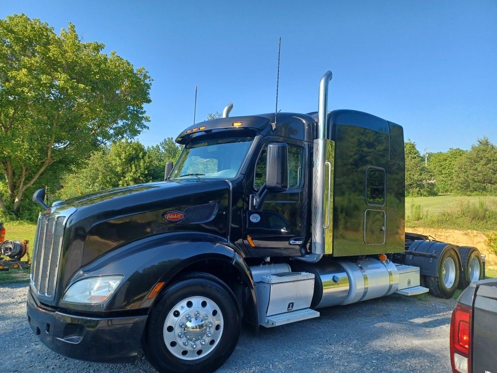 2019 Peterbilt 579