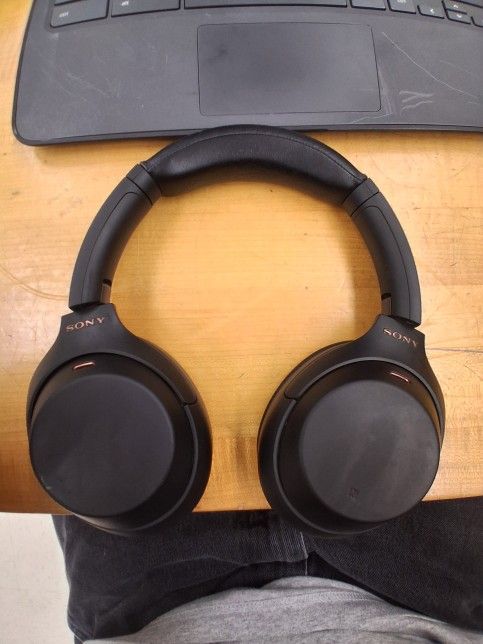 Sony WH-1000Xm4