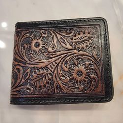 NEW‼️‼️GENUINE LEATHER MEN'S WALLET. (RFID)