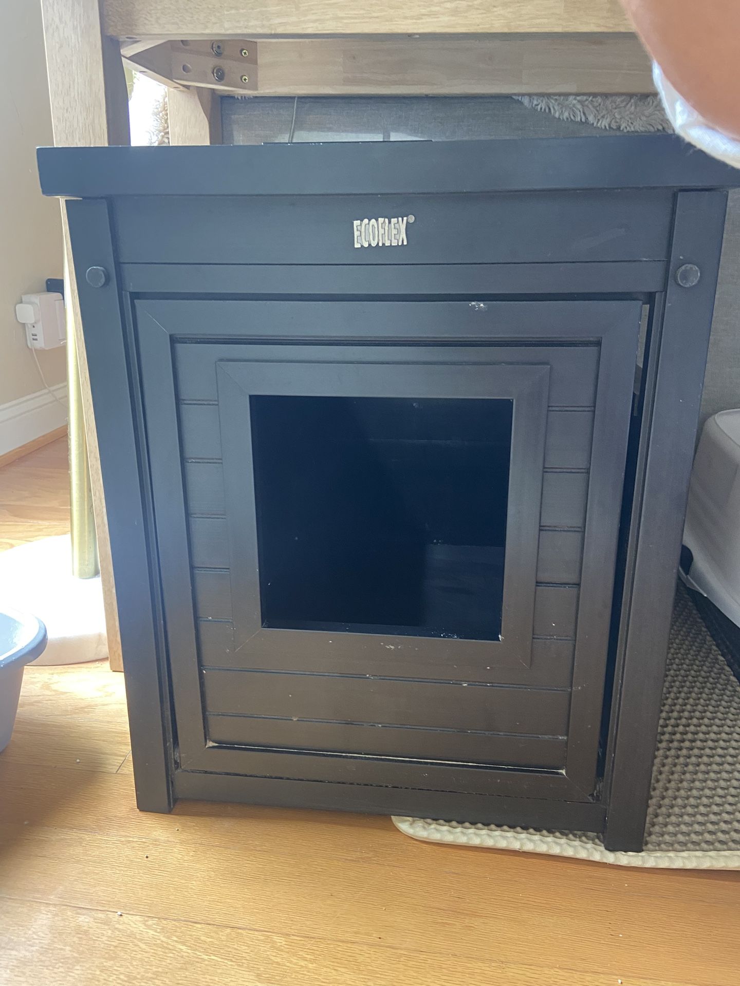 Cat Litter Box Enclosure End Table/Storage unit
