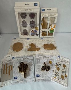 Harry Potter NEW Set Of 9 Wizarding World Harry Potter Baking Tools! 8 REUSABLE