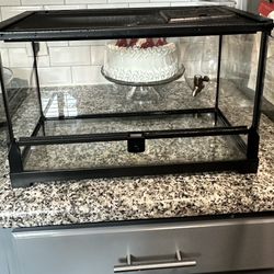 10 Gallon Terrarium 