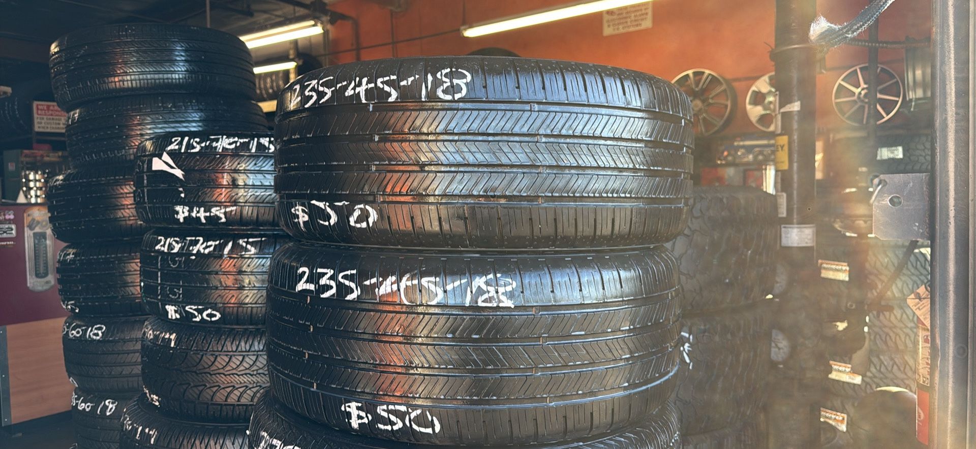 235/45/18