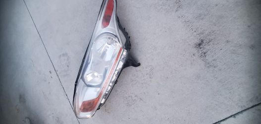 FORD TRANSIT  CONNECTIC DRIVER HEADLIGHT 2014-2015-2016-2017-2018