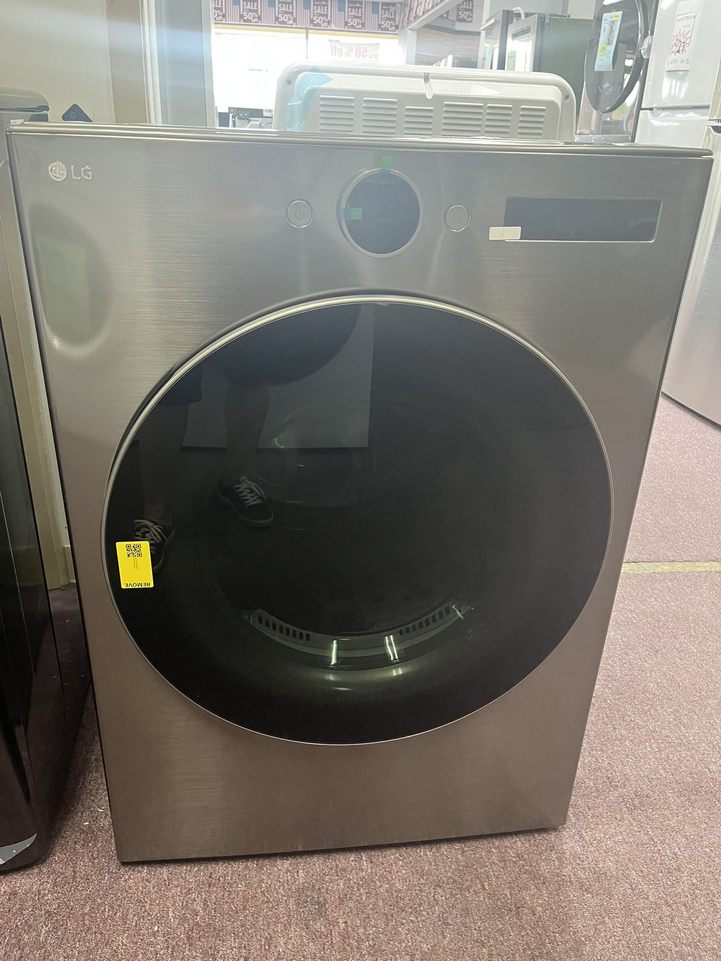 Electric Dryer. July 4th Promotion! LG 27’ Stainless Steel New Scratch And Dents