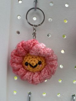 Crochet Daisy Keychain