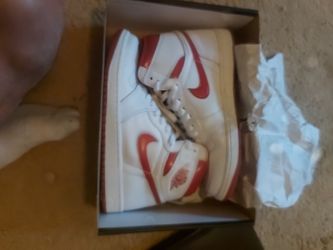Jordan 1 High Metallic red $120