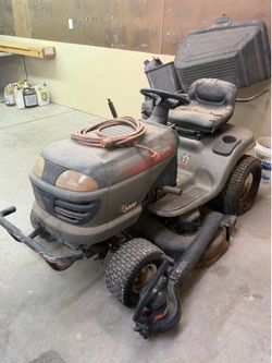 Craftsman LT2000 Riding Lawn Mower – Unknown Condition