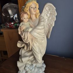 Angel And Child Figurine 