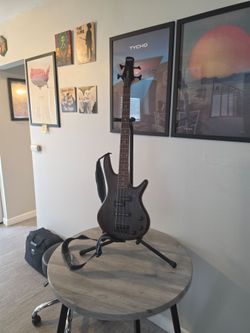 Ibanez Bass (Small Scale) with Strap and Case