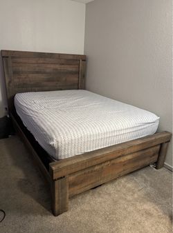 Queen Ashley furniture bedroom set