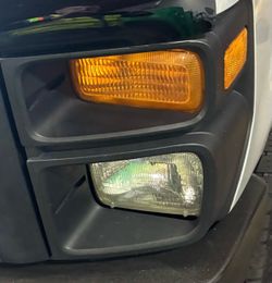 2009 Ford E350 OEM headlight units