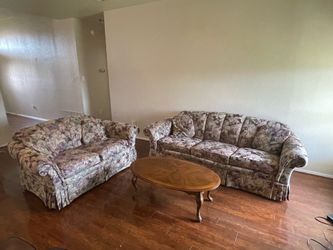 American Home Collection Matching Sofa & Love Seat