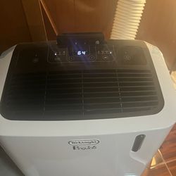Penguino Portable AC unit With Remote 