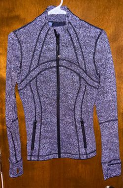 Lululemon Women’s Navy Healther Blue Define Jacket Size 4 $40.