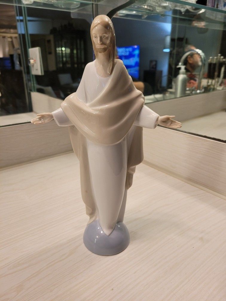 Nao By Lladro