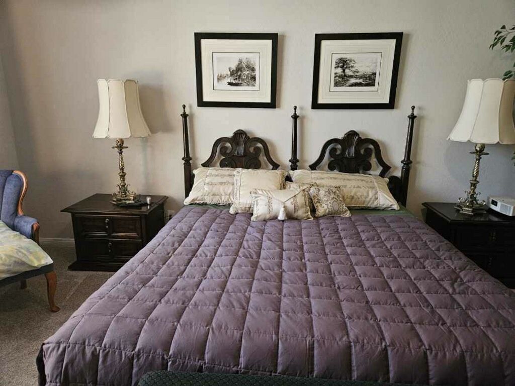 King Headboard With Two Matching Mirrors