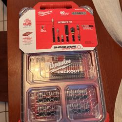 Milwaukee 90pc.