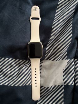 Apple Watch SE 3 40mm case Aluminum