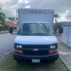  2008 GMC Savanna 3500