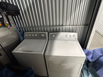 Kenmore washer & gas dryer  set