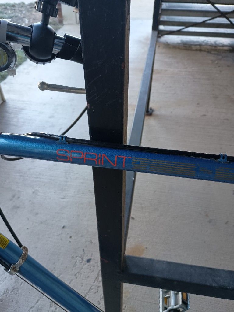 Vintage Schwinn Sprinter Bike