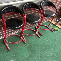 3x Red/black Barstools Bar Stools 