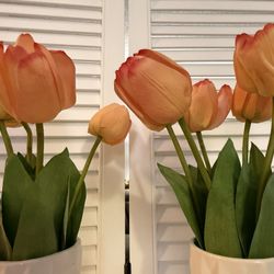 Used 2 Pcs Tulips Artificial Flowers with White Ceramic Vase Faux Pink Flowers Tulips