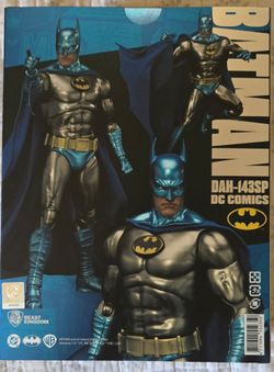 SDCC 26 Exclusive Beast Kingdom Batman