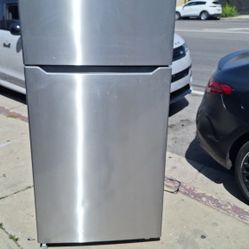 INSIGNIA REFRIGERATOR (DELIVERED)