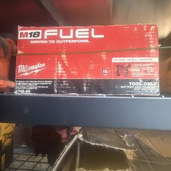 Milwakee Staples 18 Gauge Tool Only 