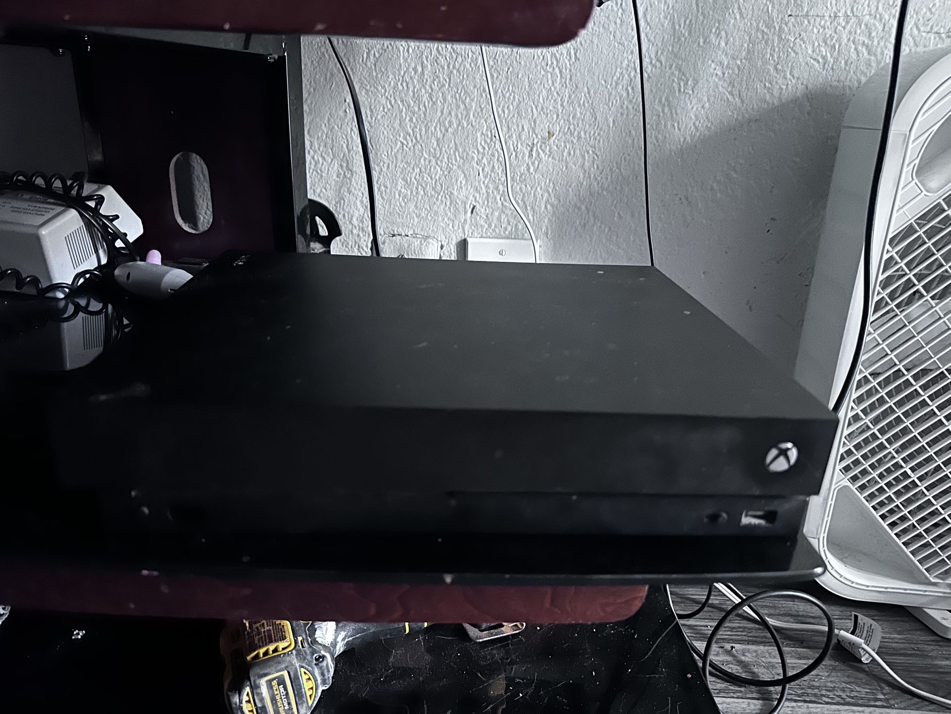 Xbox One X