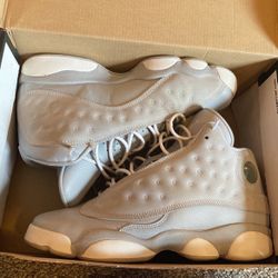 Wolf Grey Jordan 13’s