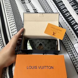 Louis Vuitton Black Waimea Sunglasses(With Receipt)