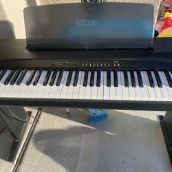 Yamaha Piano