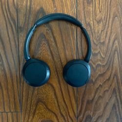 sony headphones BRAND NEW