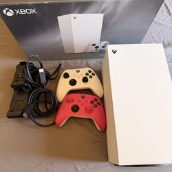 White Xbox Series X Digital