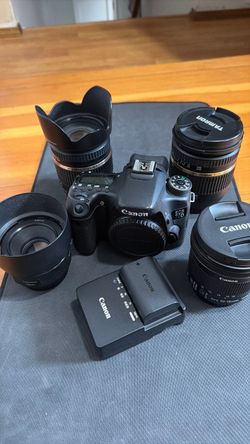Canon 70D DSLR  with 4 lenses