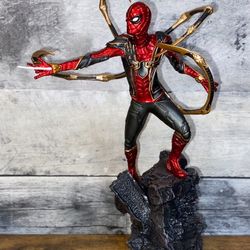 Spiderman Action Figure Statue Toy Figura