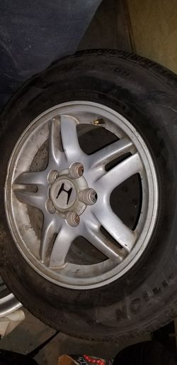 5 Honda Cr-v wheels New tires