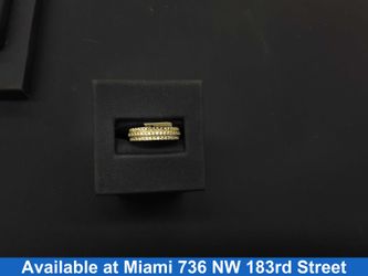 Women's Ring - Silver 3.9 grams Size 5.5