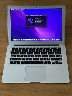 2015 Macbook Air 13" 4GB RAM 128 SSD Works Great!