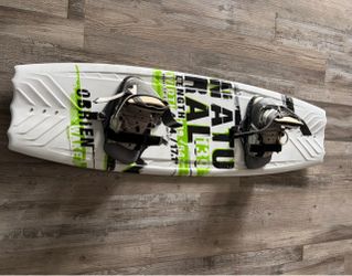 O'Brien 139 Wakeboard with Bindings