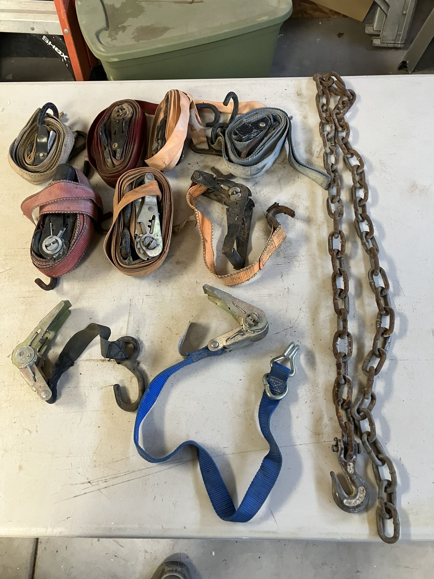 6 Ratchet Straps And 6 ft Chain