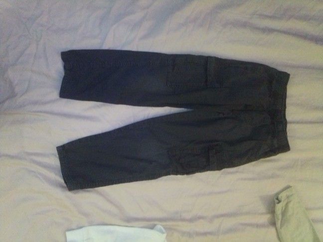 Girls Cargo Pants Size 10 Blk .