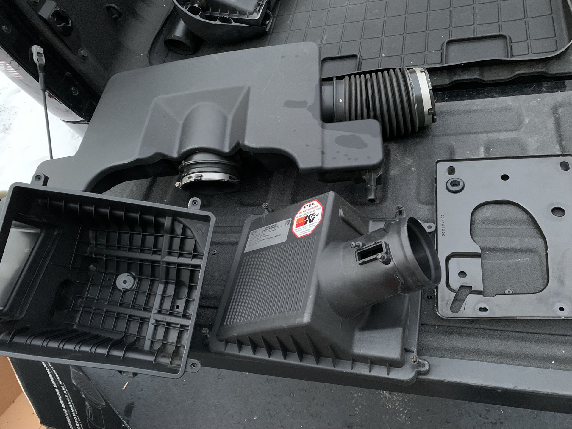 2015 GMC Sierra Stock Air Intake